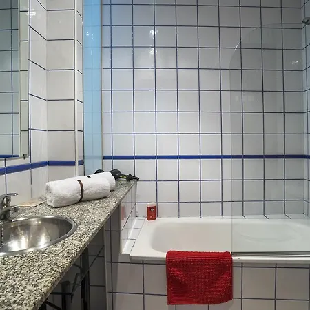 Stayingirona Center Girona